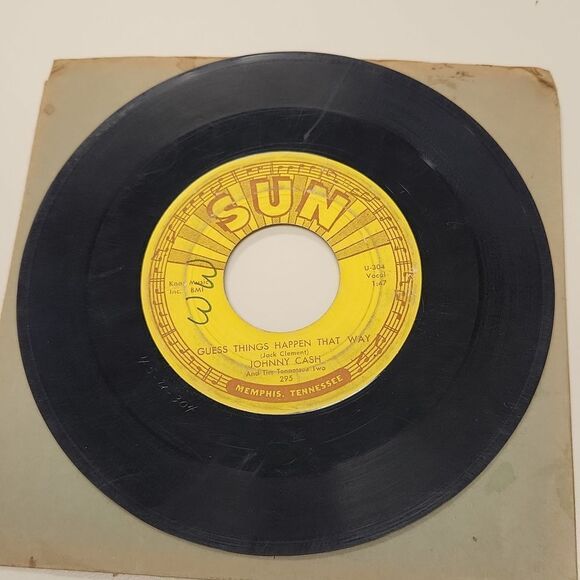 Johnny Cash Guess Things Happen That Way Come In Stranger 45 RPM Vinyl Record - Picture 3 of 4